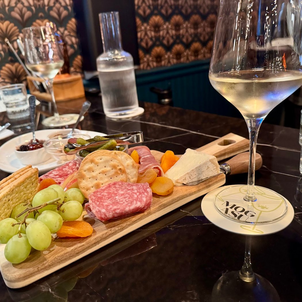 Daily Wine Flights 1
