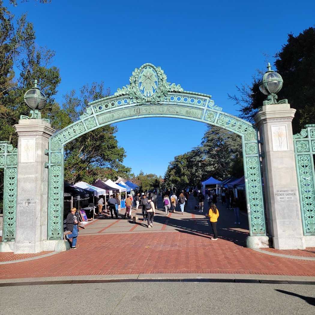 Upper Sproul Plaza 3