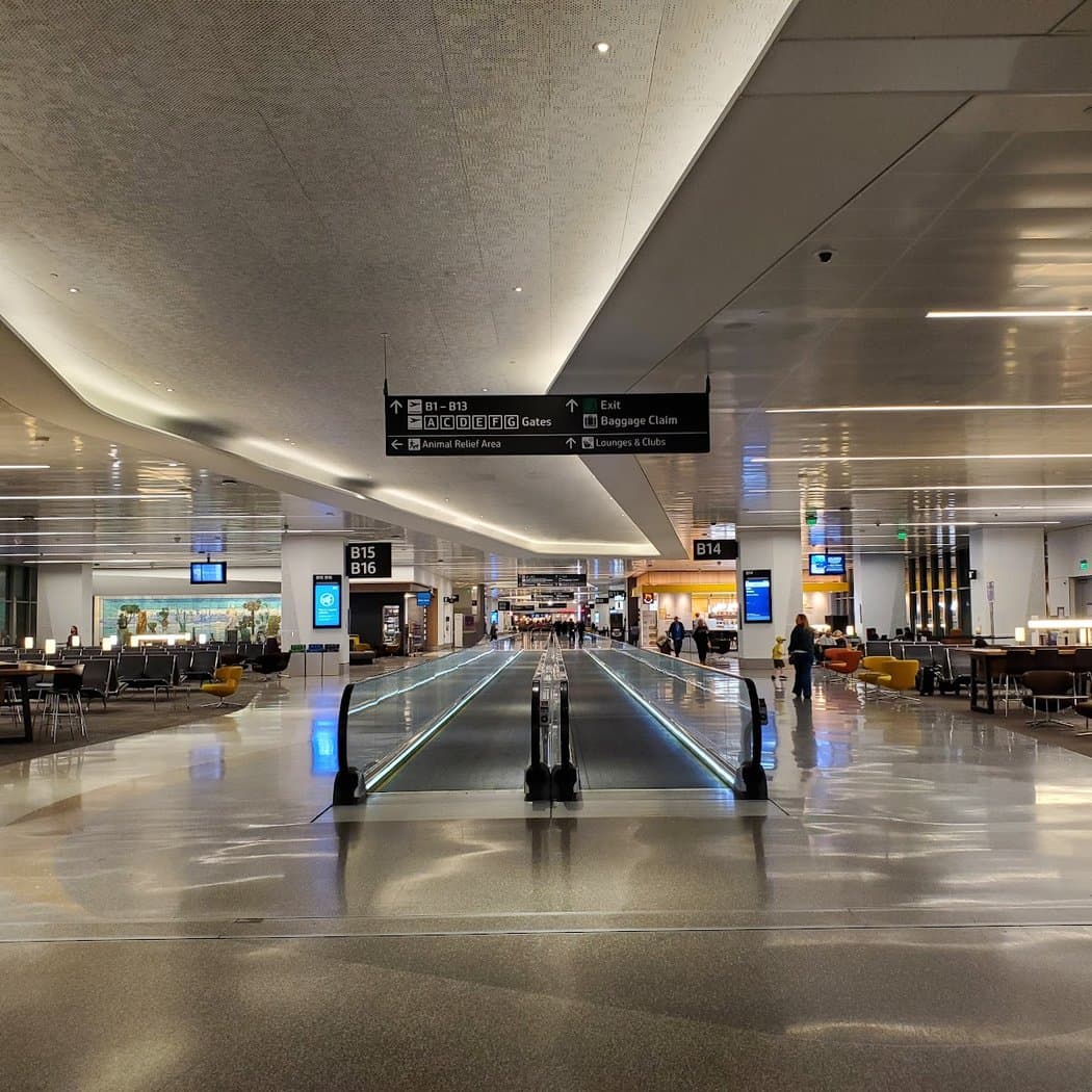 SFO Museum Free Tour: "Give Me a Ring: A Telephone Retrospective" 3