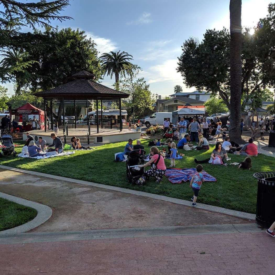 Carnegie Park Farmers' Market
