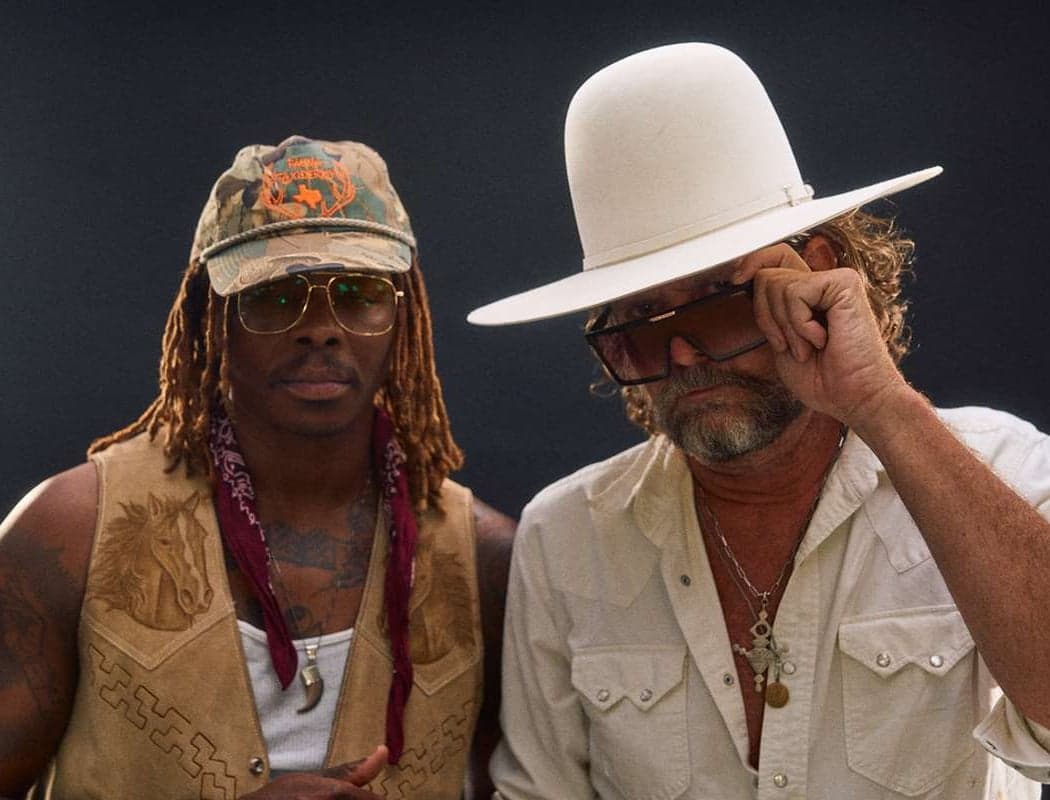 LADIES NIGHT w/ TOPAZ and DJ STARZ 2