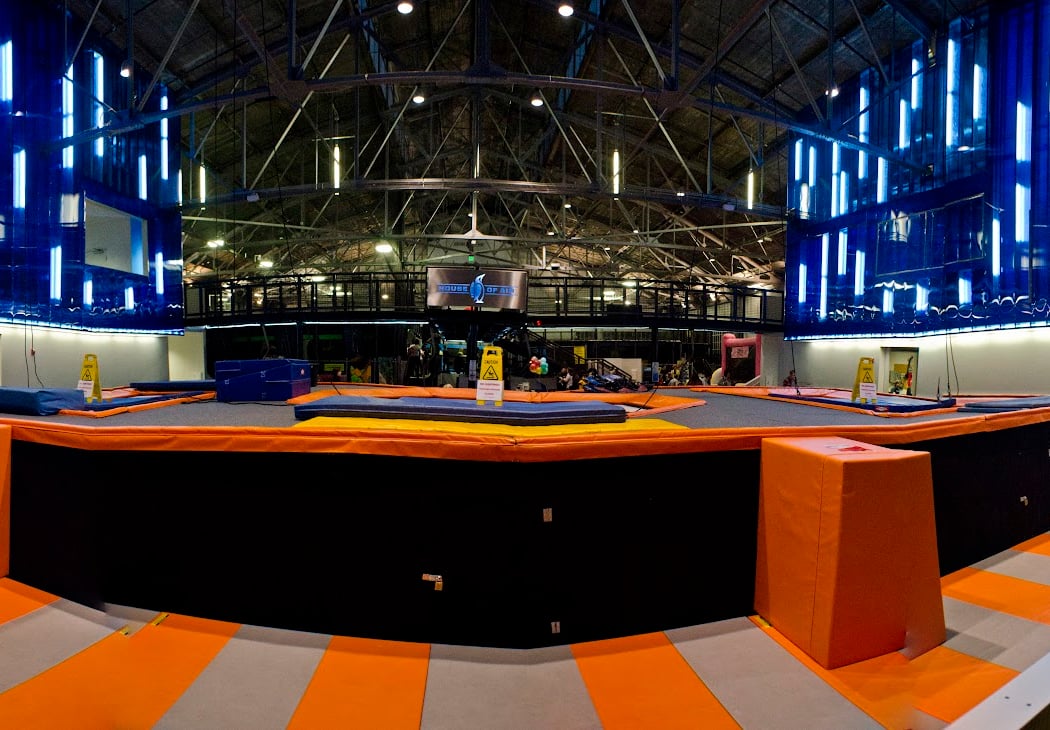 Flight Club: Adult Flight Night for Ages 18+ 4
