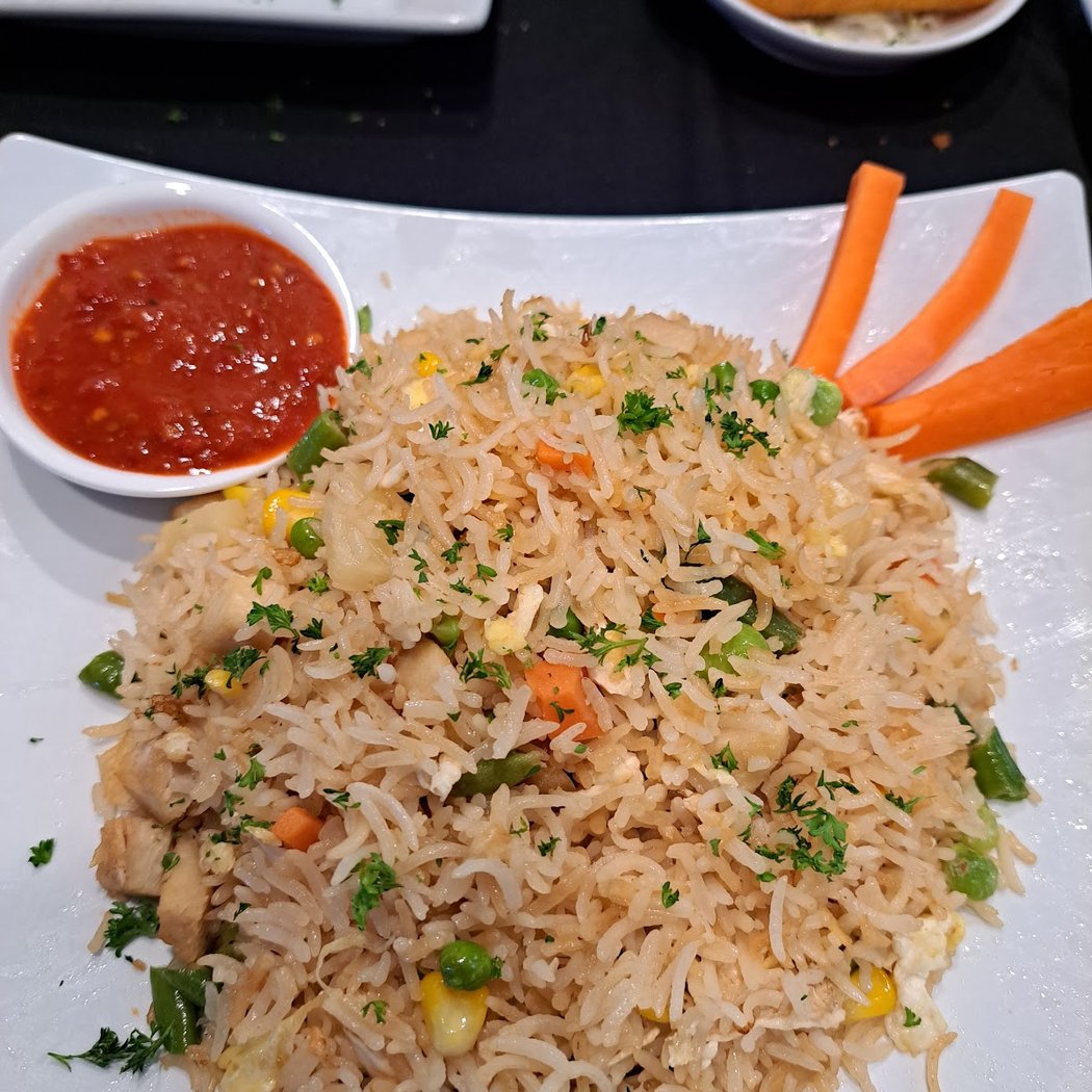 Yeti Sports Bar and Restaurant | Nepalese Indian Restaurant Berkeley 3
