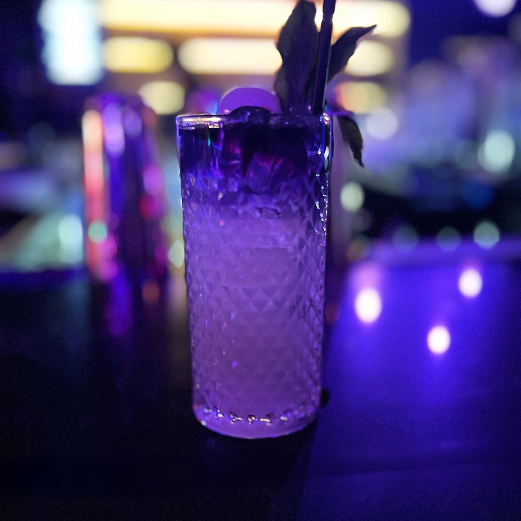 JOLENE'S SIX YEAR ANNIVERSARY 3