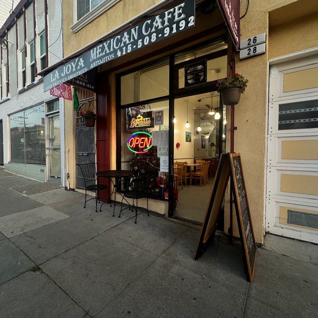 La Joya Cafe 2