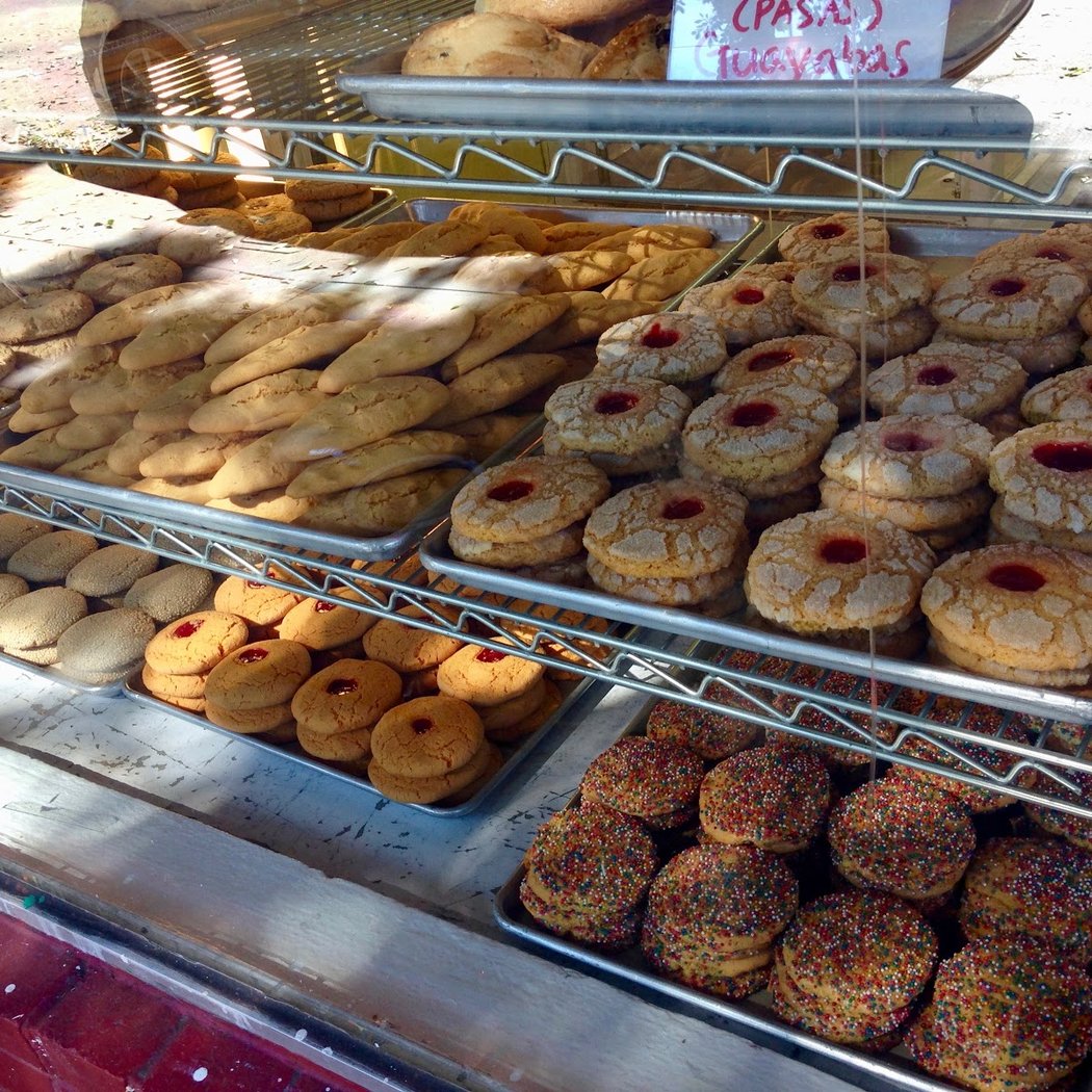 La Reyna Bakery & Coffee Shop 3