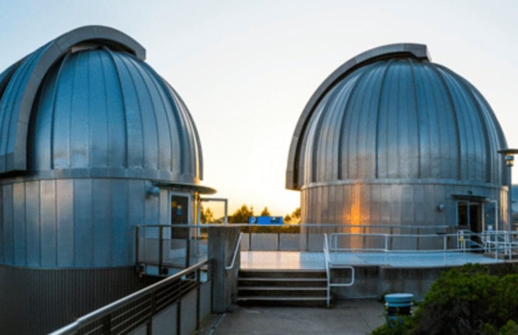 Sci-Fi Night: Screening of Everything Everywhere All at Once 2