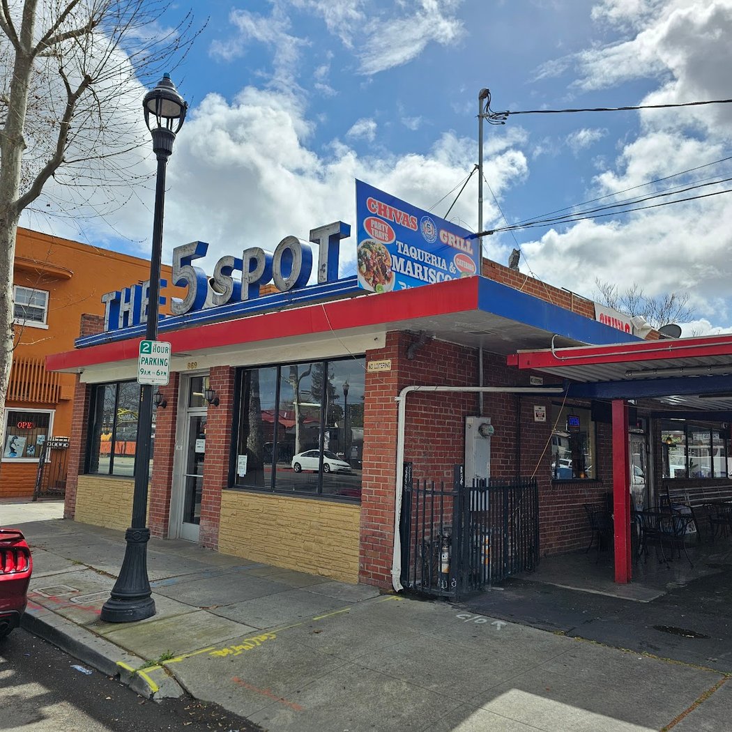 5 Spot Chivas Grill 2