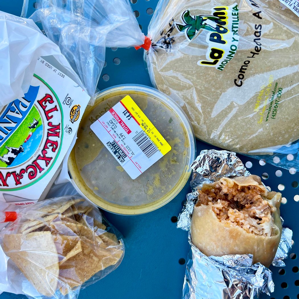 La Palma Mexicatessen 3