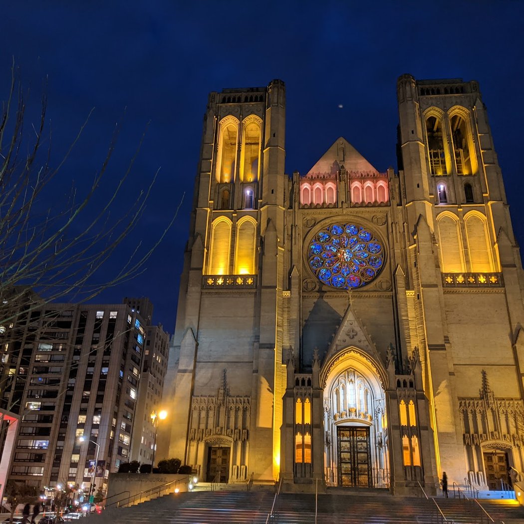 Grace Cathedral AURA: An Immersive Odyssey of Breathtaking Proportions 4