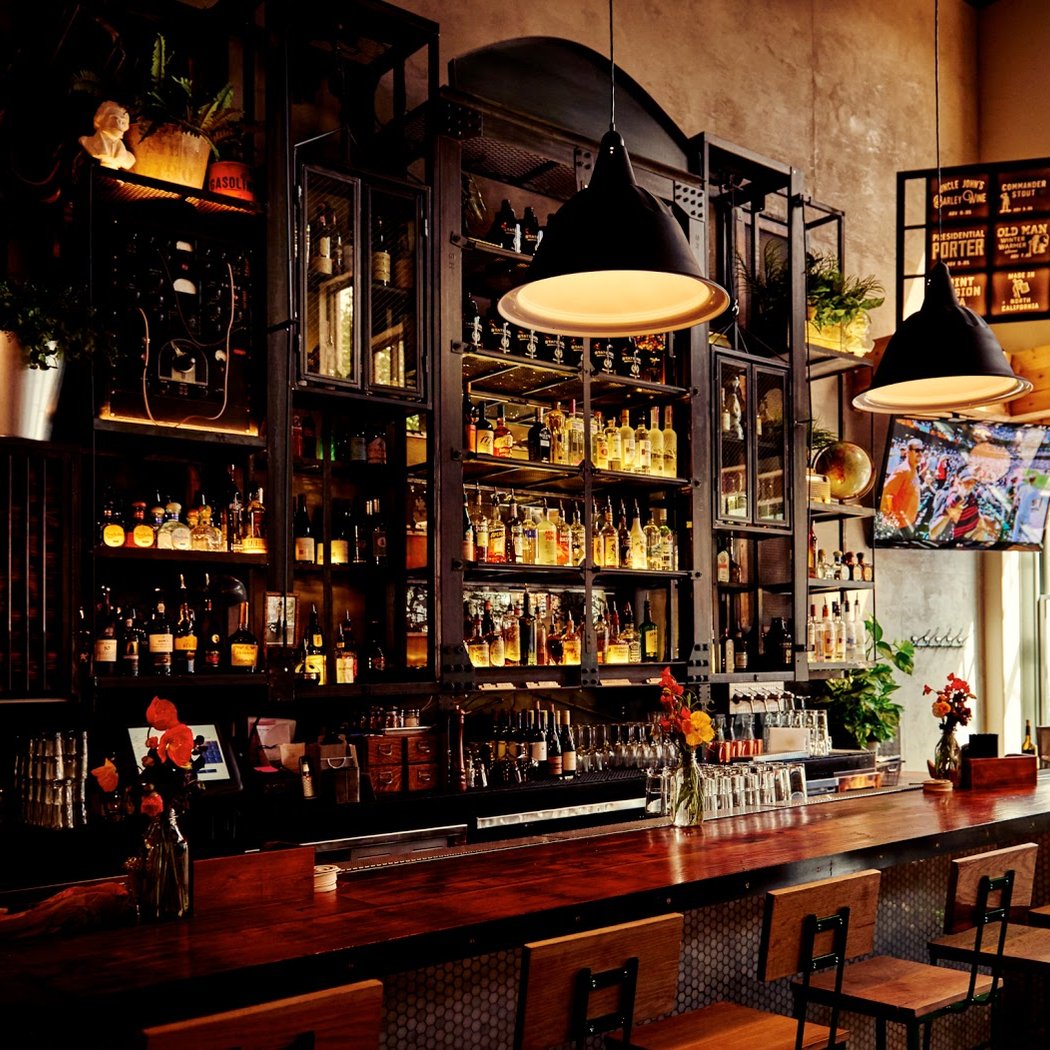 Happy Hour at The State Room 1