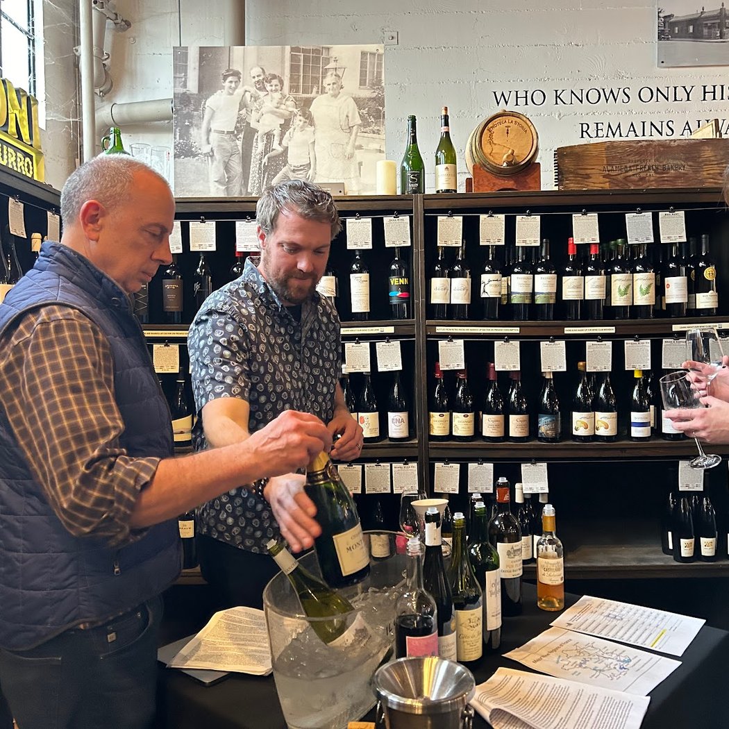 Ancora Vino by Enoteca La Storia 1