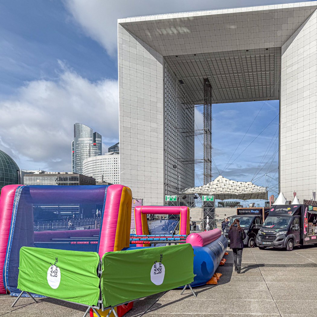 Parvis de la Défense 2