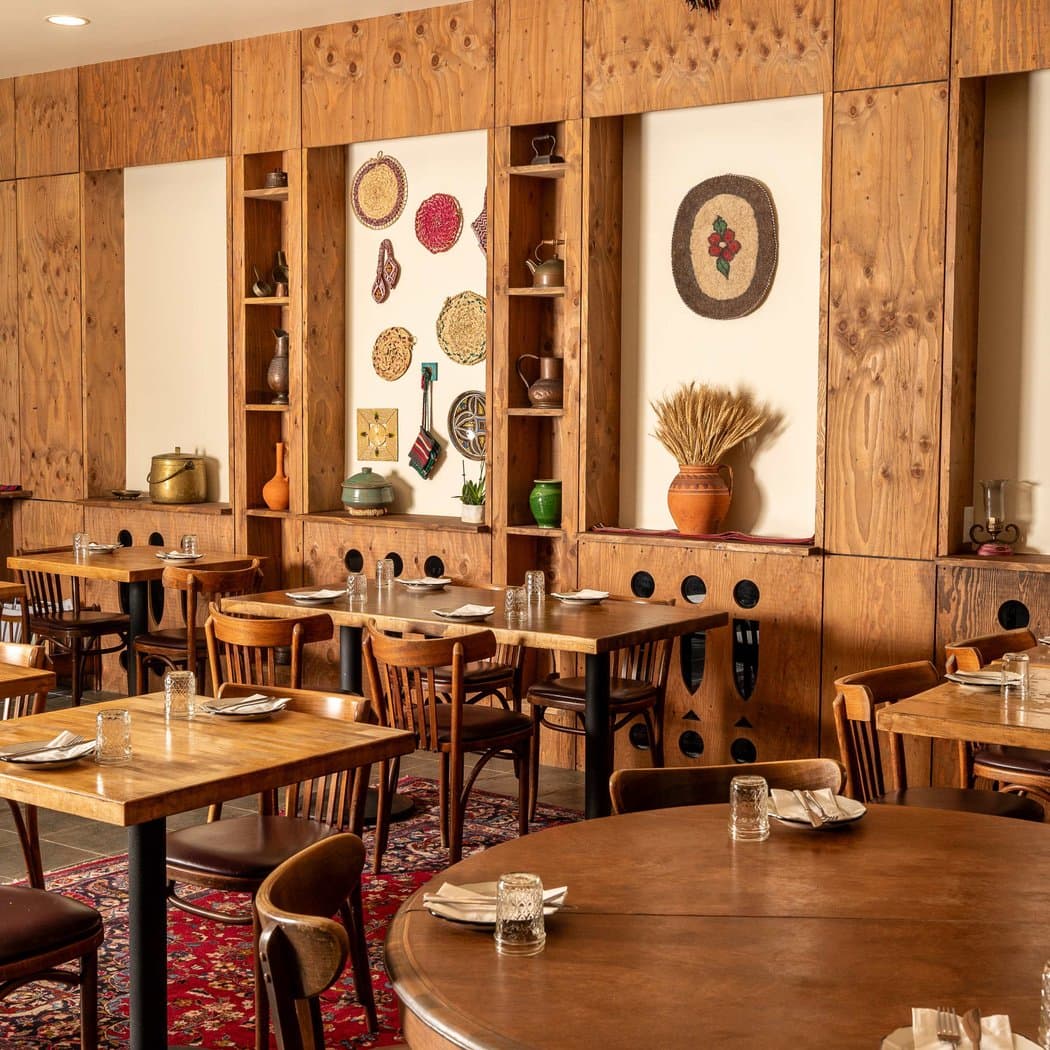 Komaaj Mazze Wine Bar 3