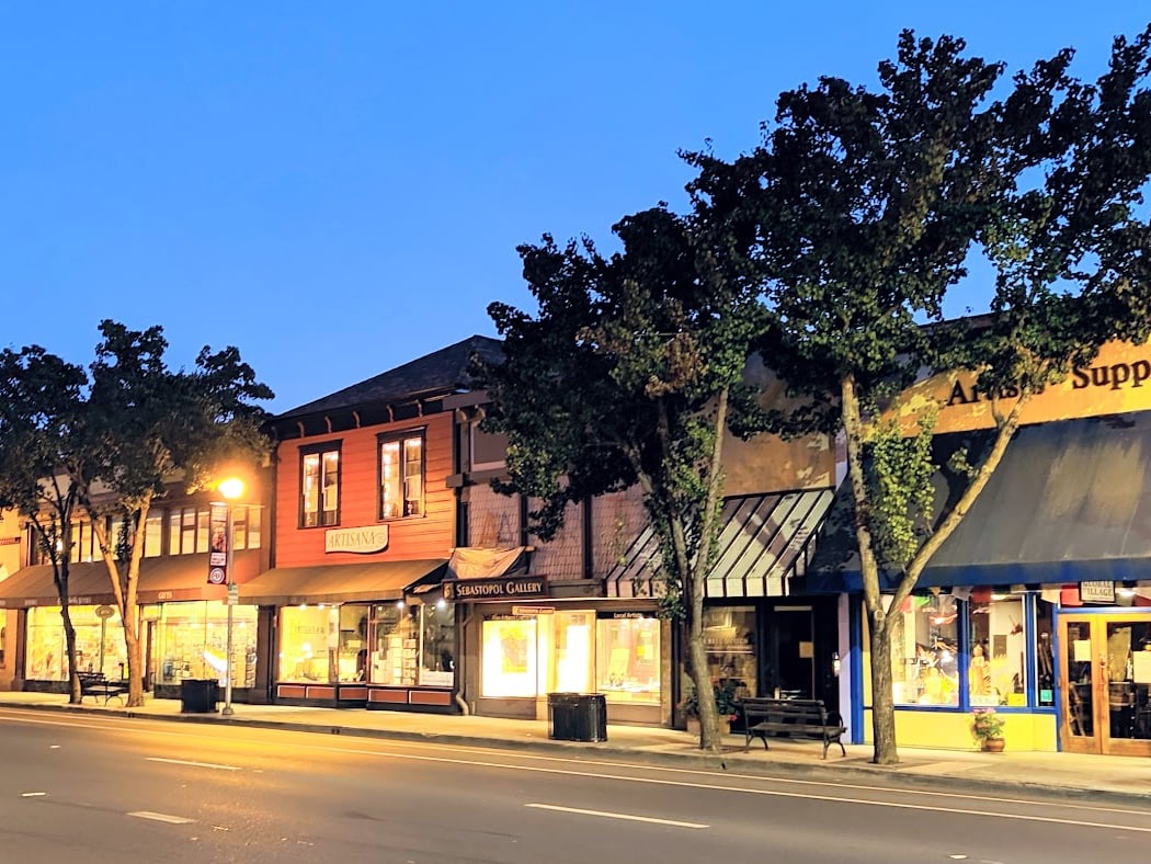 Sebastopol Gallery 5