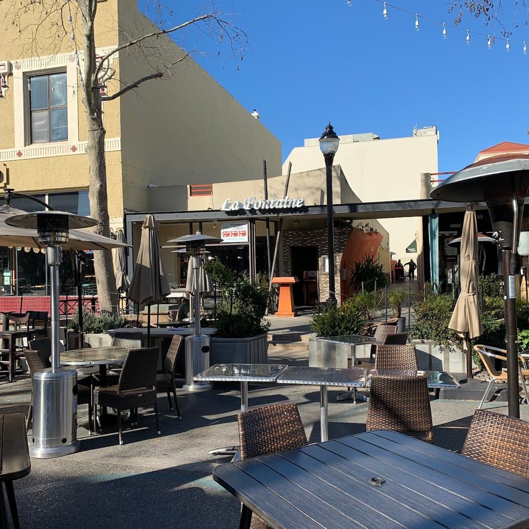 La Fontaine Mountain View 2