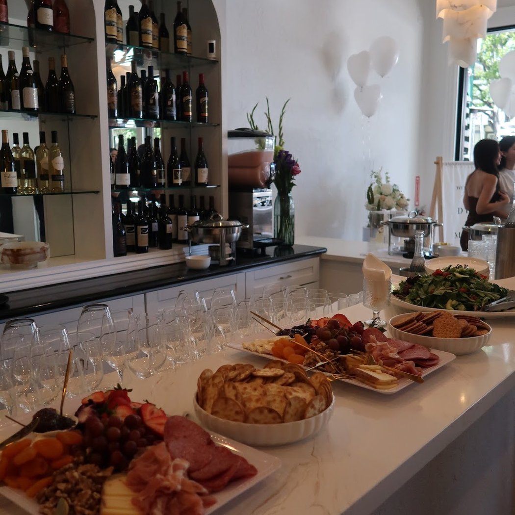 Tessora's Wine Bar 3