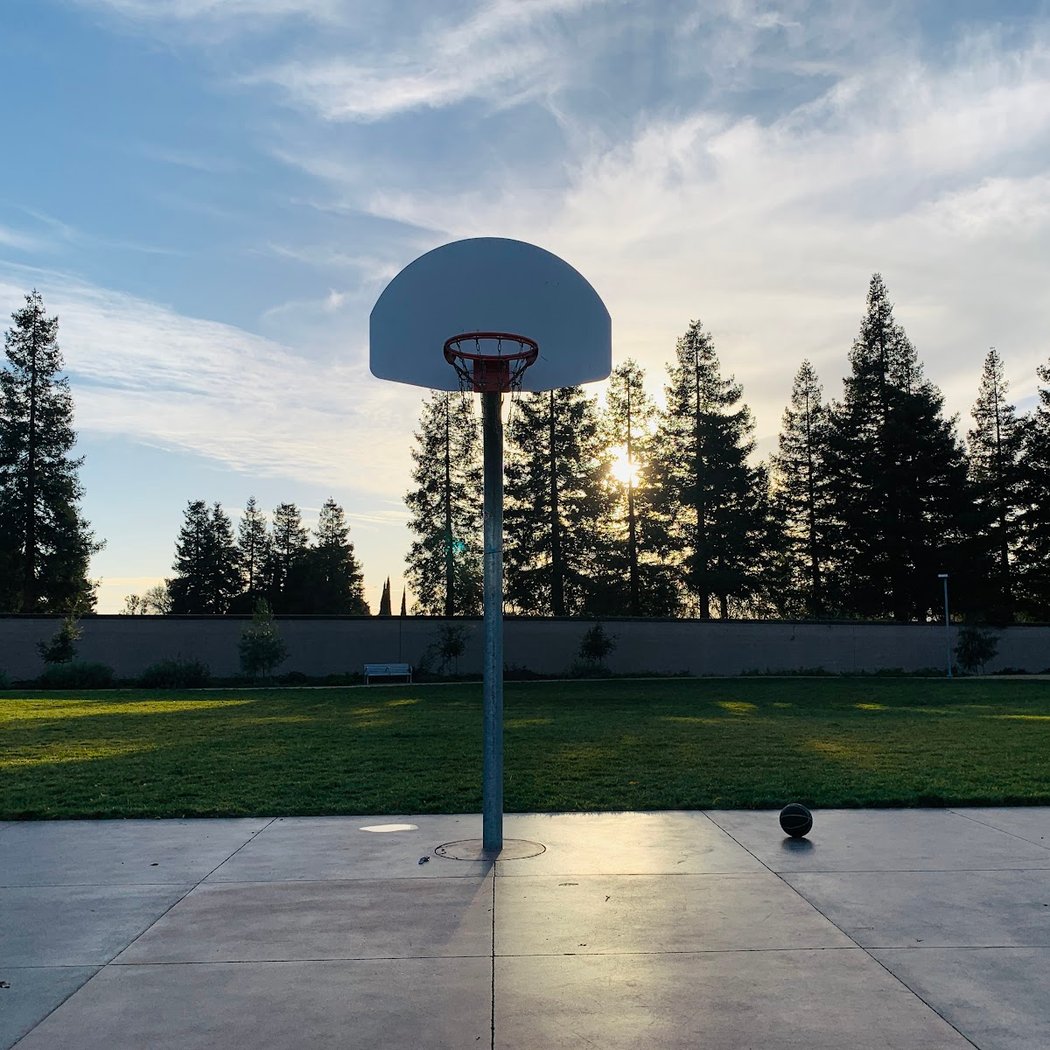 Via Toledo Park 1