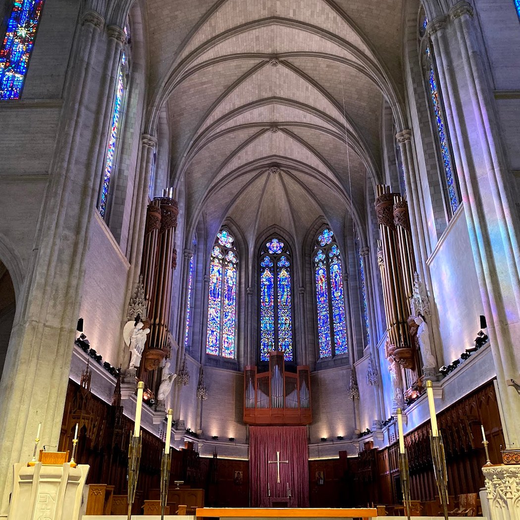 Grace Cathedral AURA: An Immersive Odyssey of Breathtaking Proportions 3