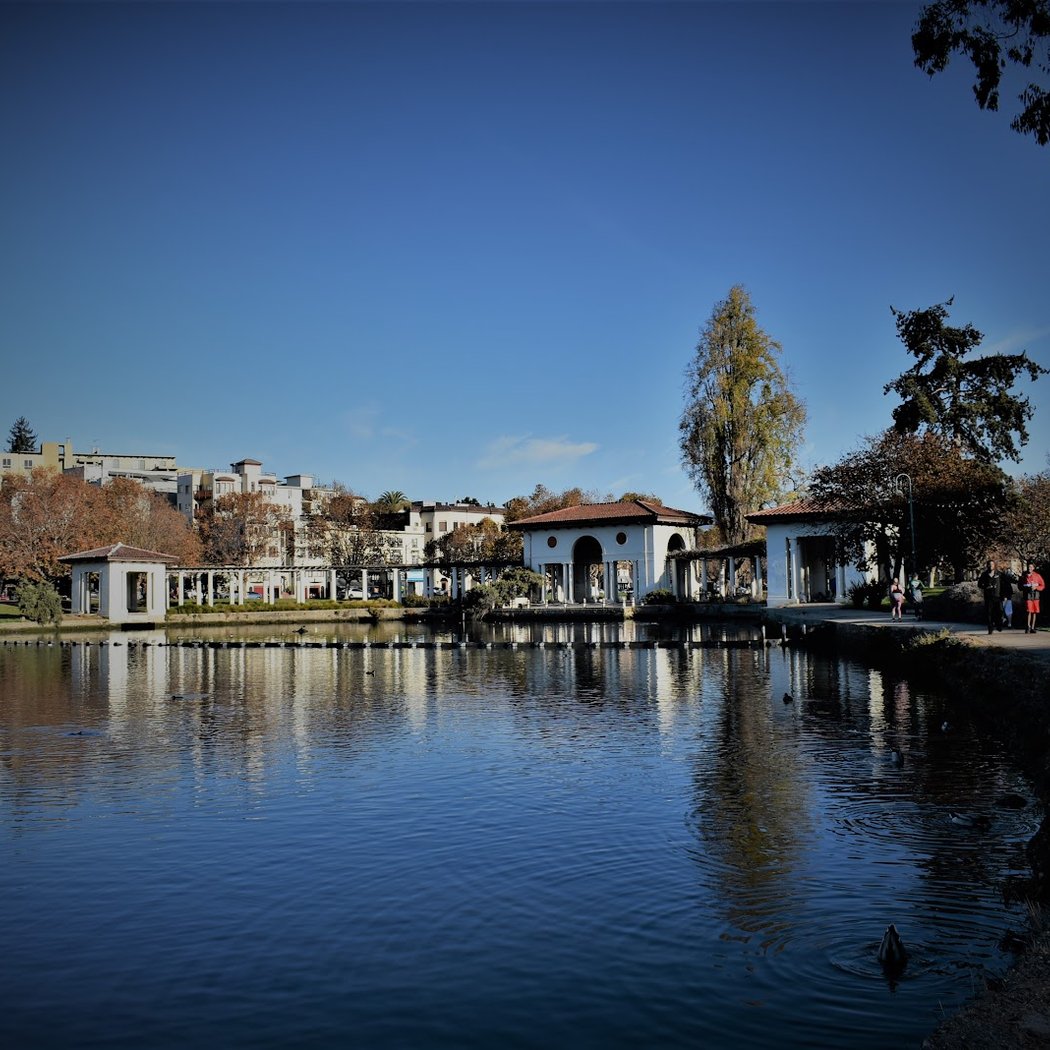 Lake Merritt Columns 3