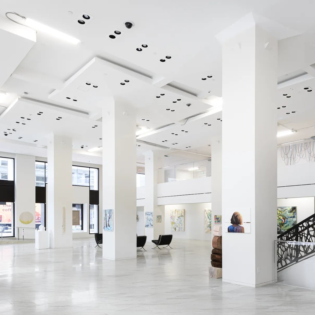 Union Square Satellite Gallery | Iconic Former Barneys Building 3