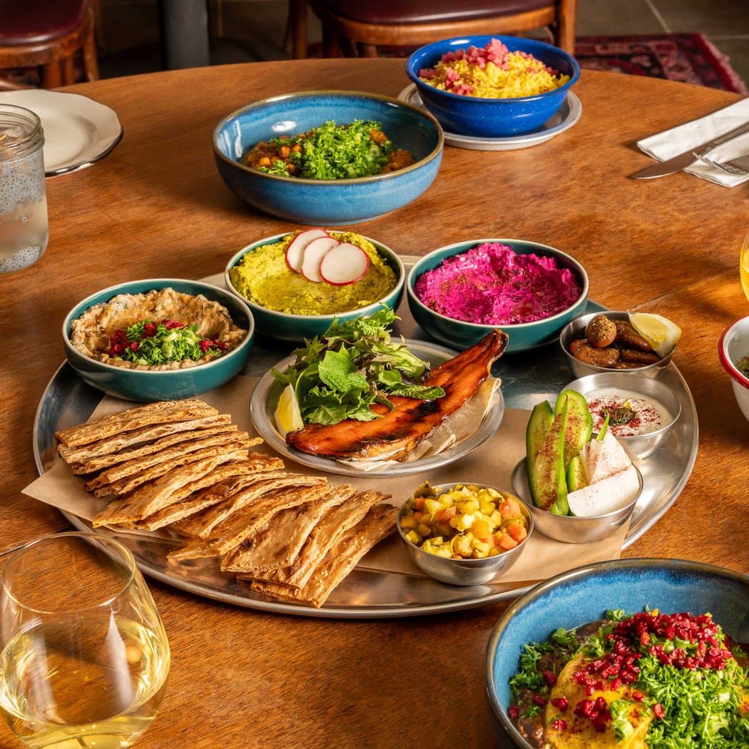 Komaaj Mazze Wine Bar 1