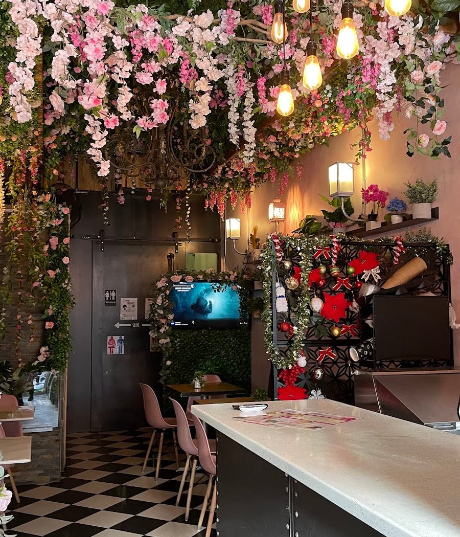 Madame Tea Sweet House 2