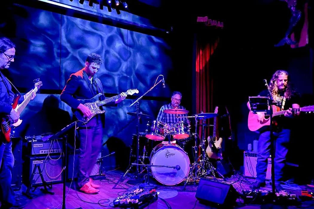 Jeff Cotton's Gin Joint with The Leafs