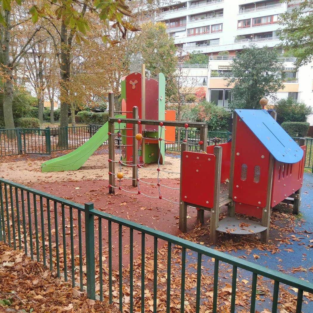 Square de la Brèche 1