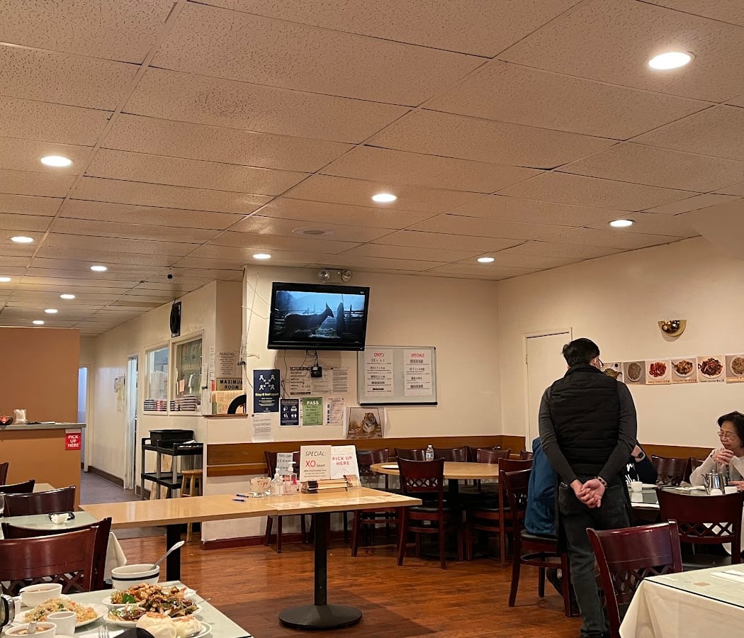 Chang's Kitchen Restaurant 2