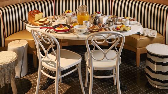 MAMA RESTAURANT PARIS WEST 3
