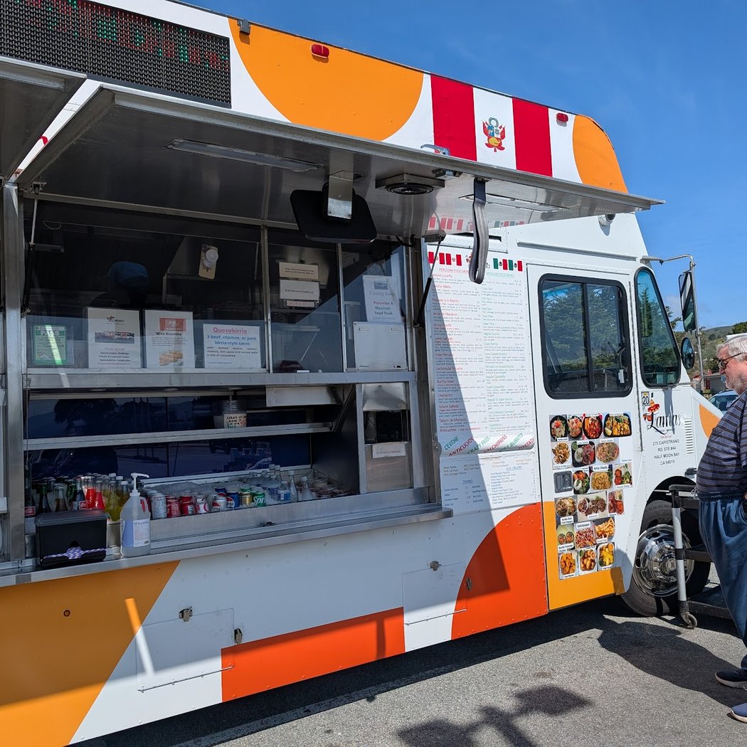 Lamas Peruvian & Mexican Food Truck 2