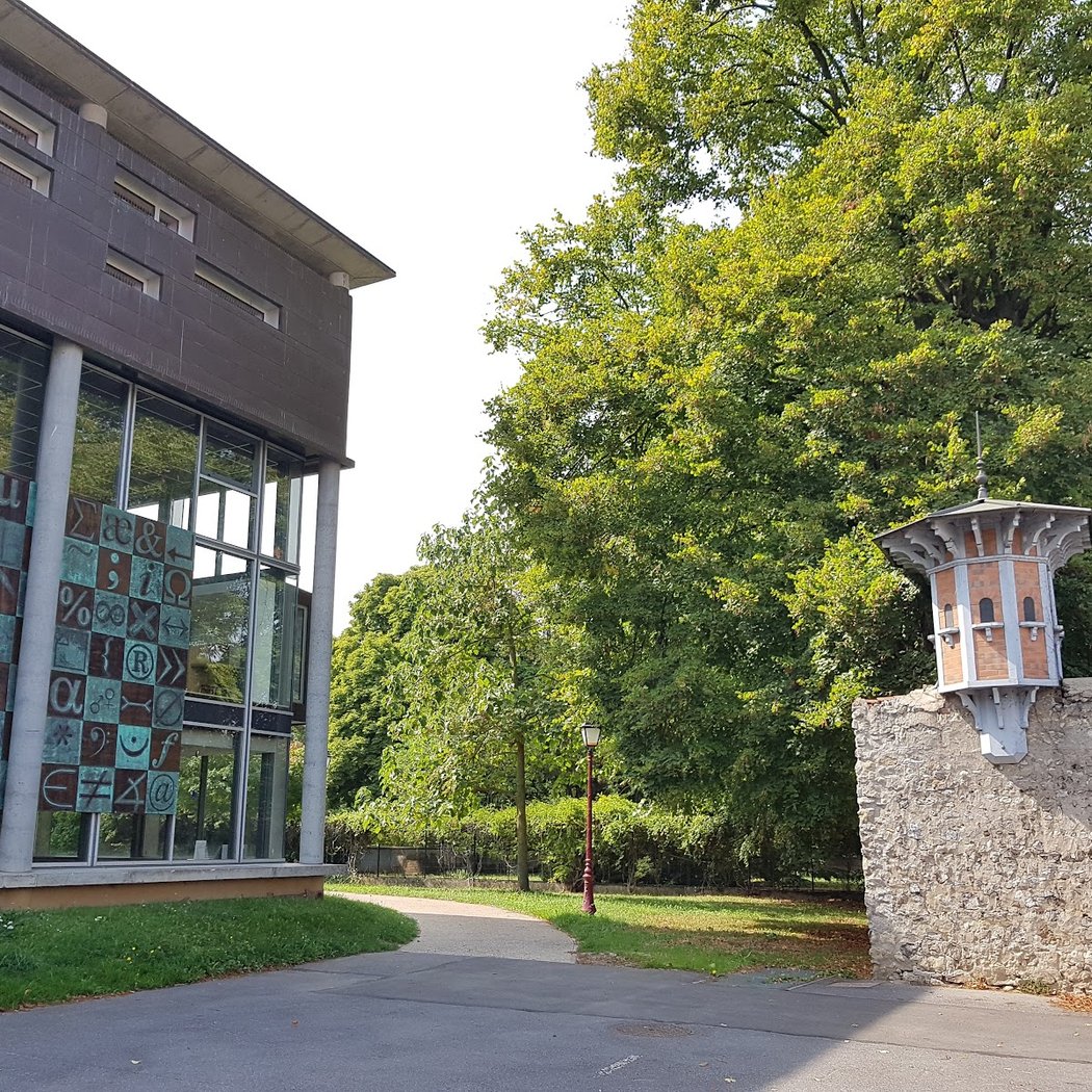 Public Library Gabriel Bourdin - Fresnes 3