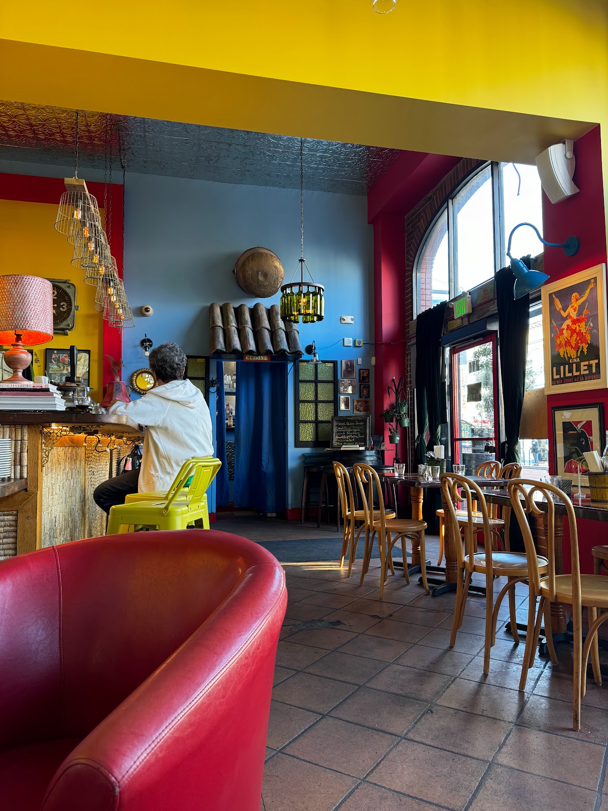 Aquitaine Wine Bar & Bistro 4