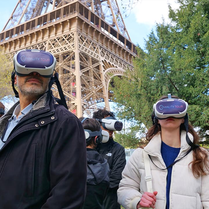 L’épopée de la Tour Eiffel : la visite guidée officielle en réalité virtuelle 3