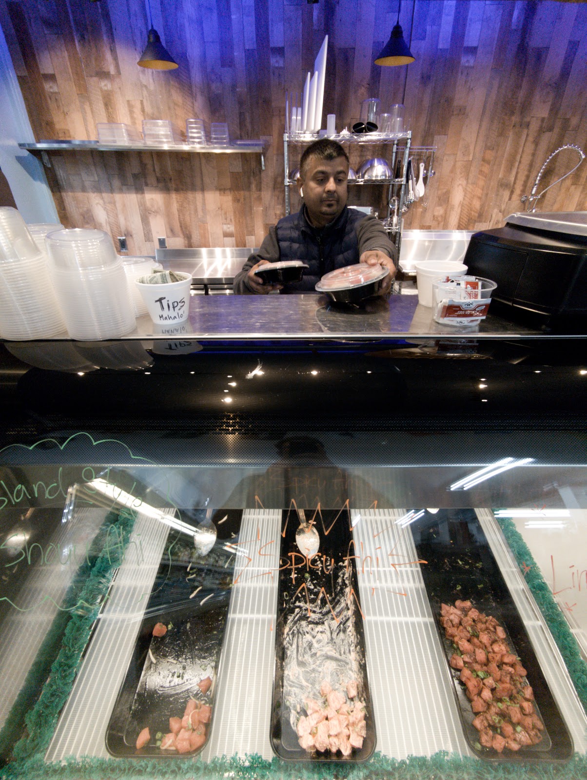 Gilligans Poke Shop 5