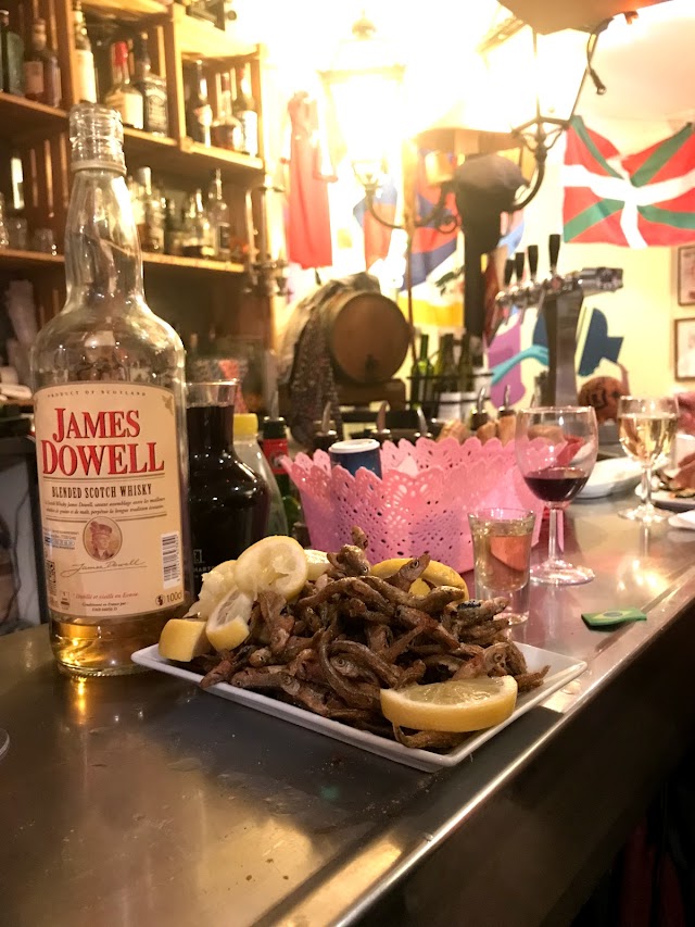 Bar Demain C'est Loin 4