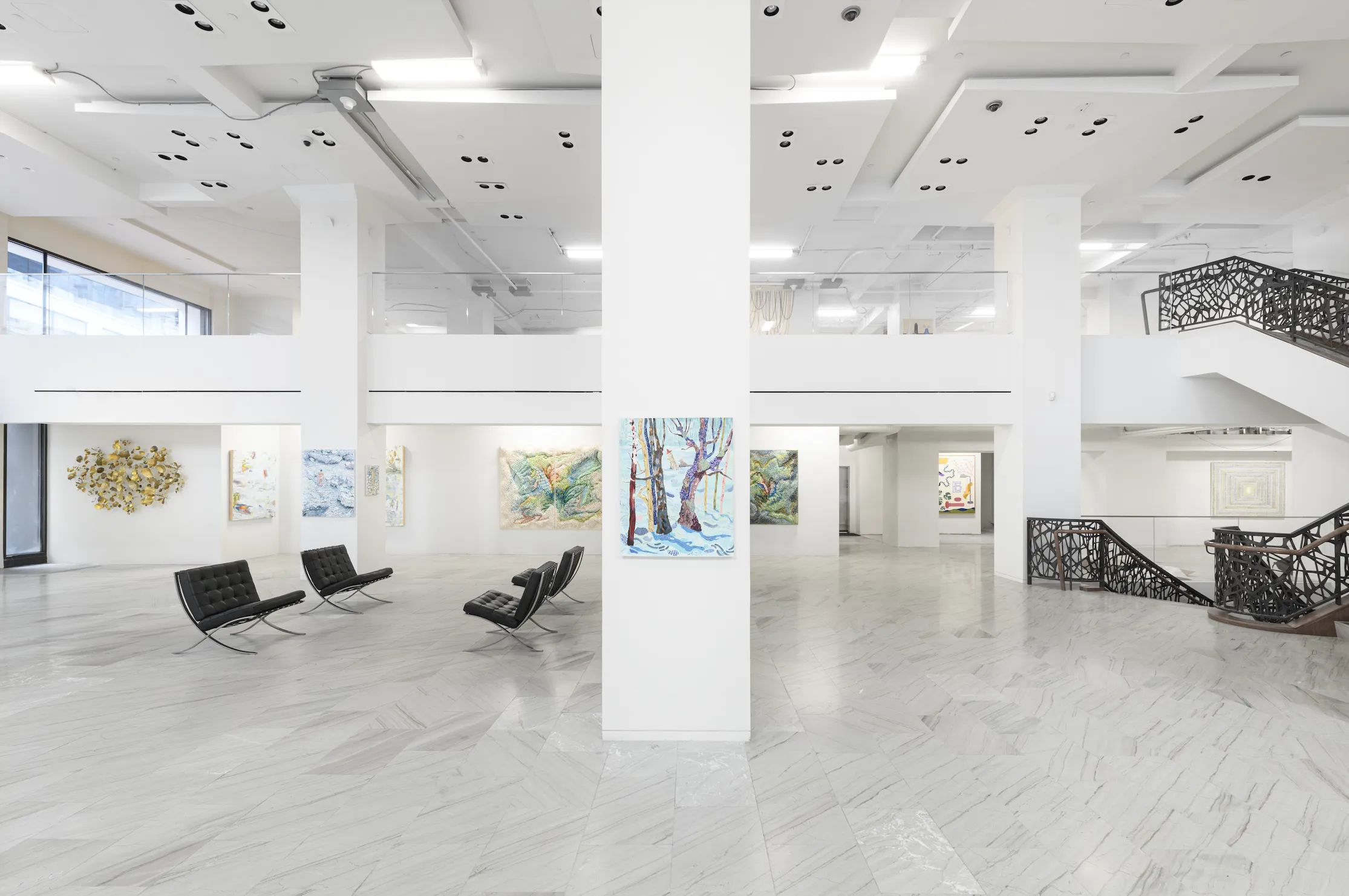 Union Square Satellite Gallery | Iconic Former Barneys Building 4