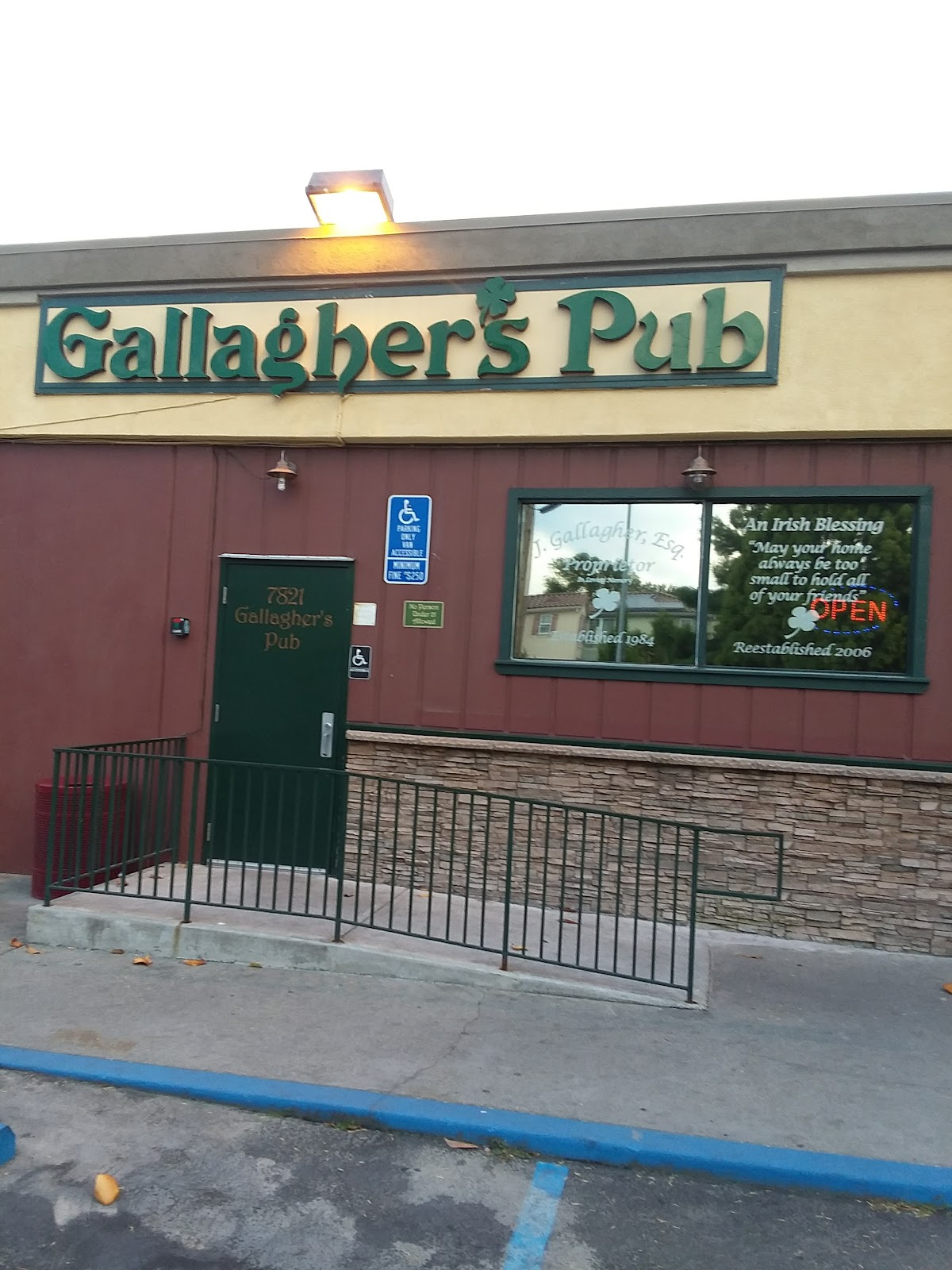 Gallagher's Dublin Pub 5
