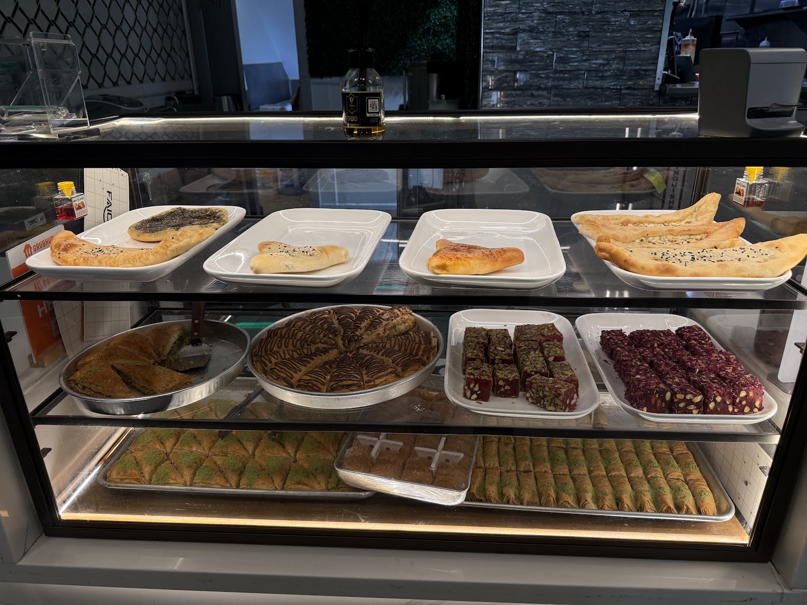 Lazeez Kitchen 5