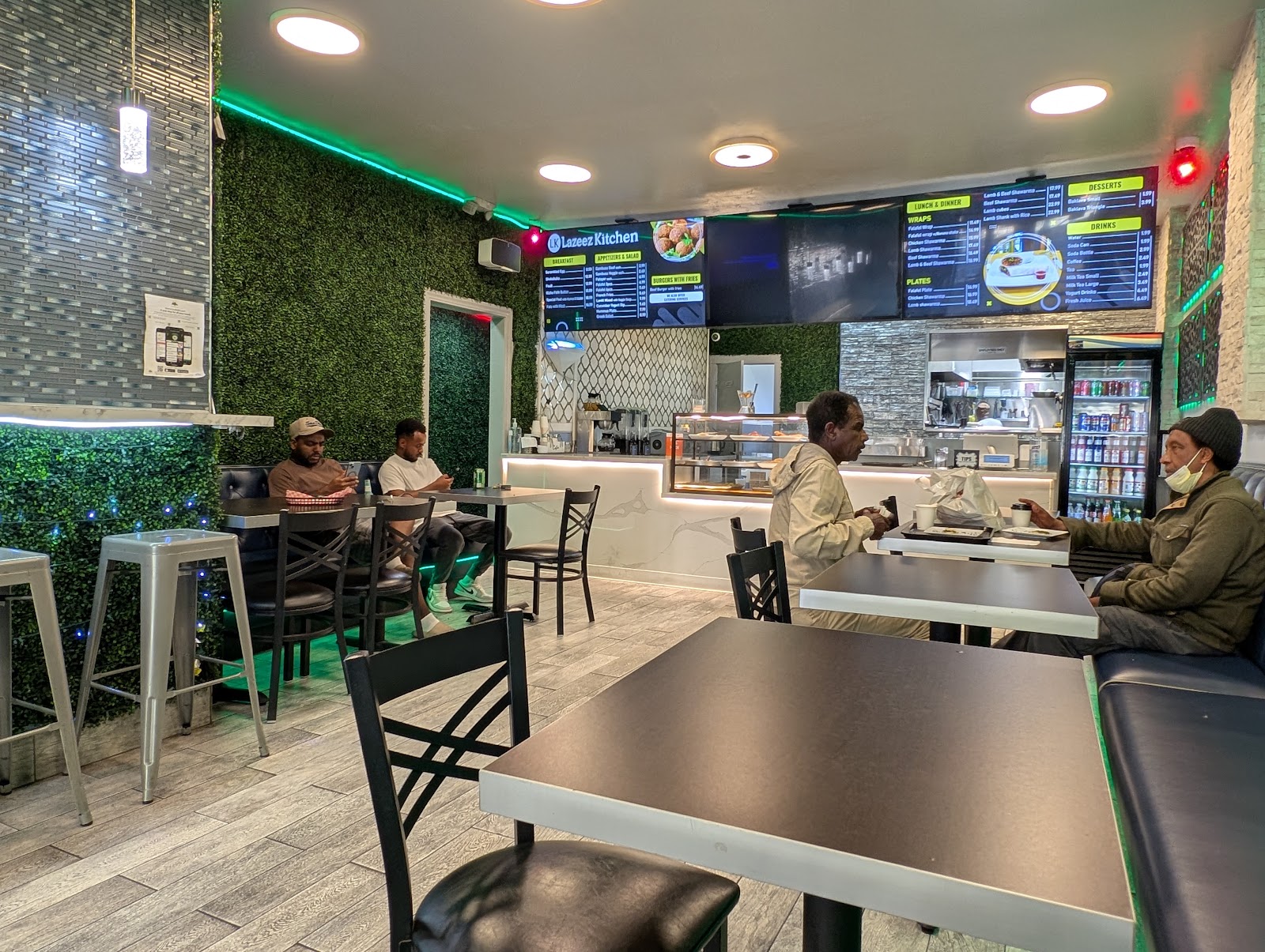 Lazeez Kitchen 4