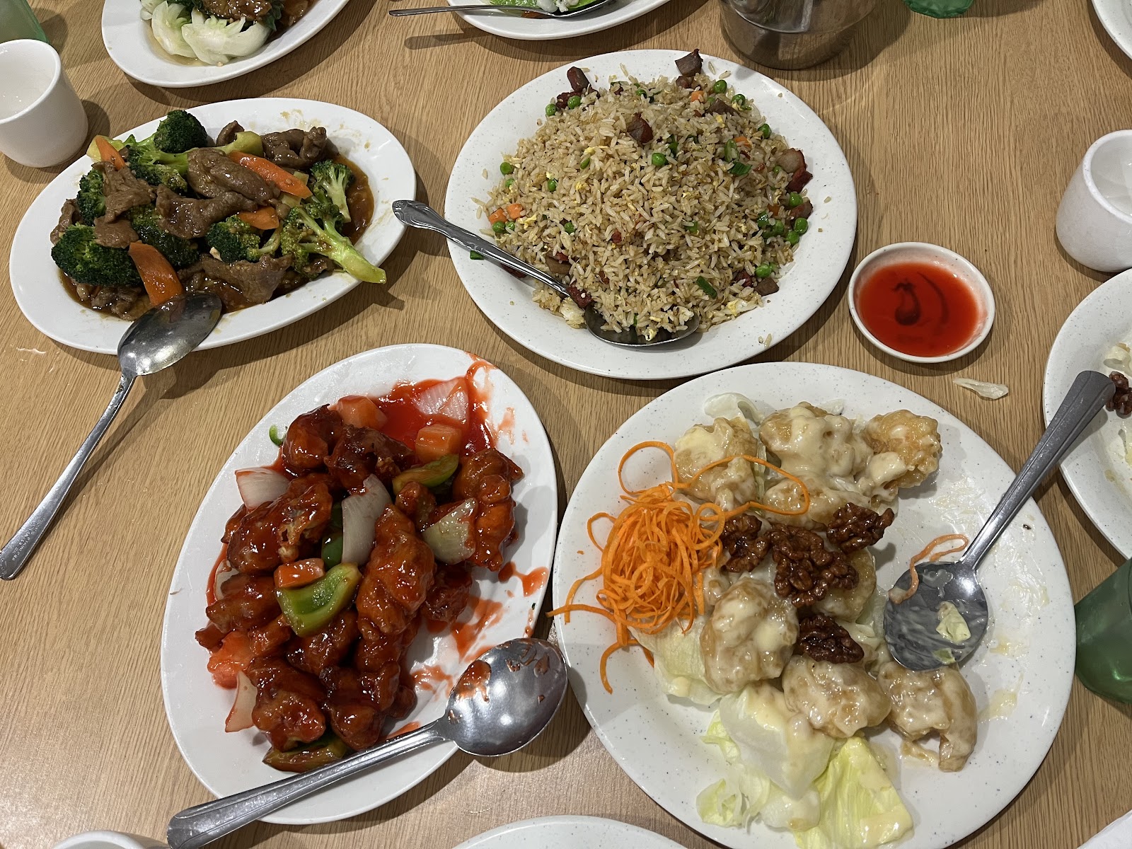 Chang's Kitchen Restaurant 4