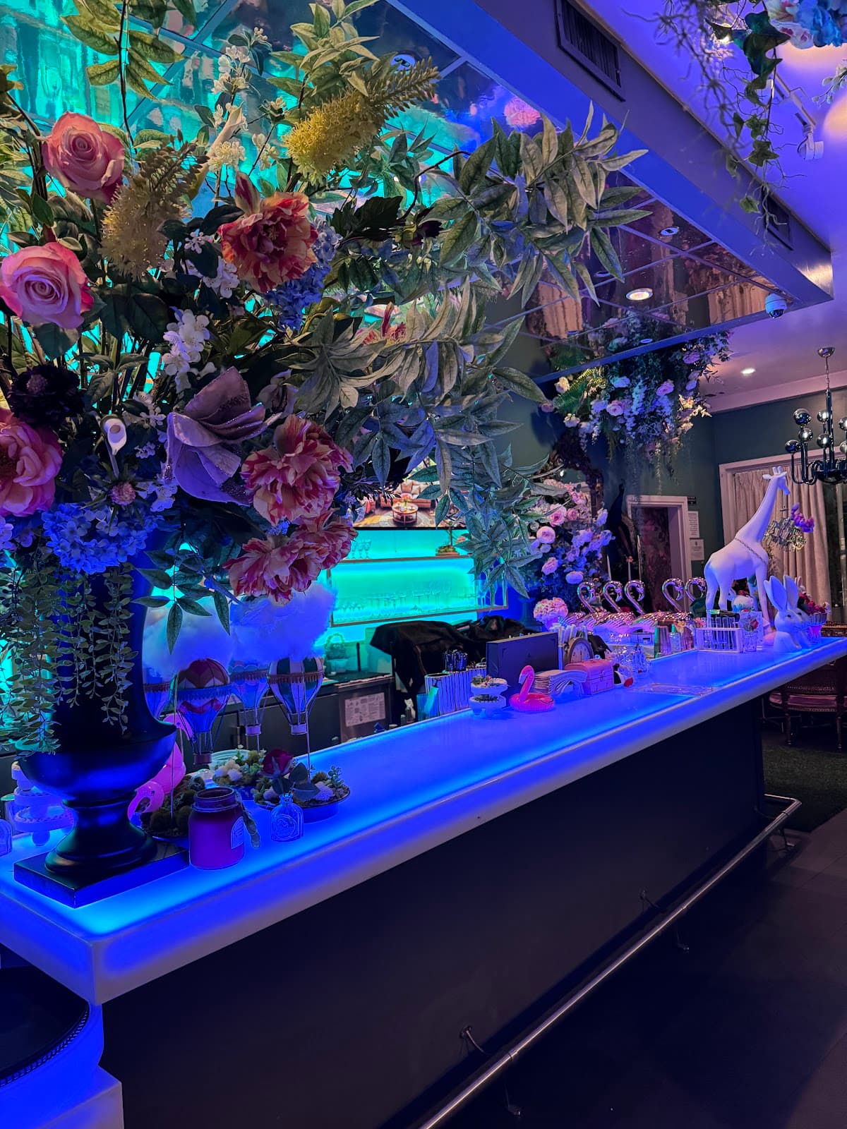 Secret Bar at Son & Garden 4