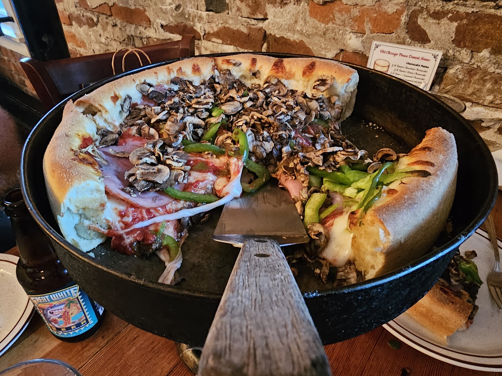 Old Chicago Pizza Restaurant 5