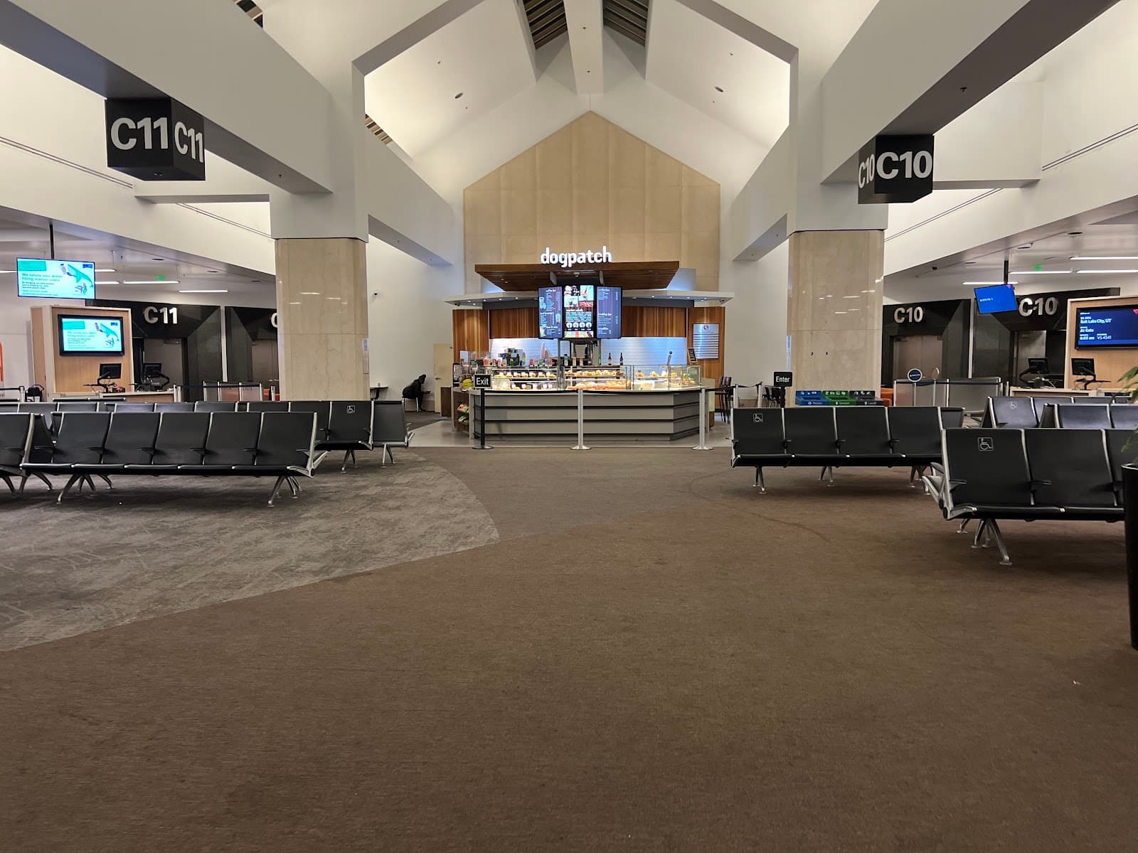 SFO Museum Free Tour: "Give Me a Ring: A Telephone Retrospective" 4