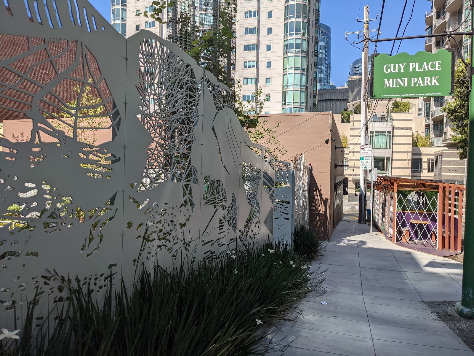 Guy Place Mini Park 4
