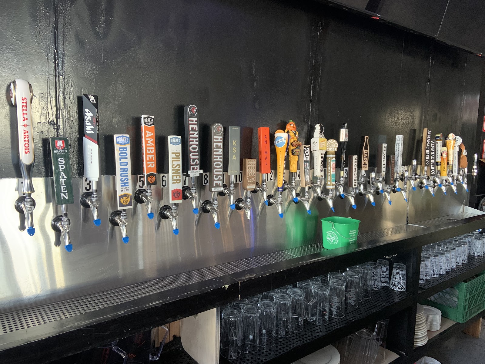 Yeti Sports Bar and Restaurant | Nepalese Indian Restaurant Berkeley 5