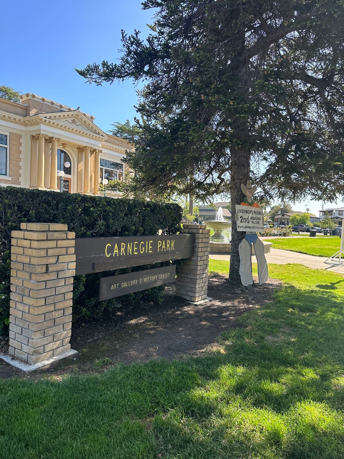 Livermore Downtown Farmers Market Thursdays 4