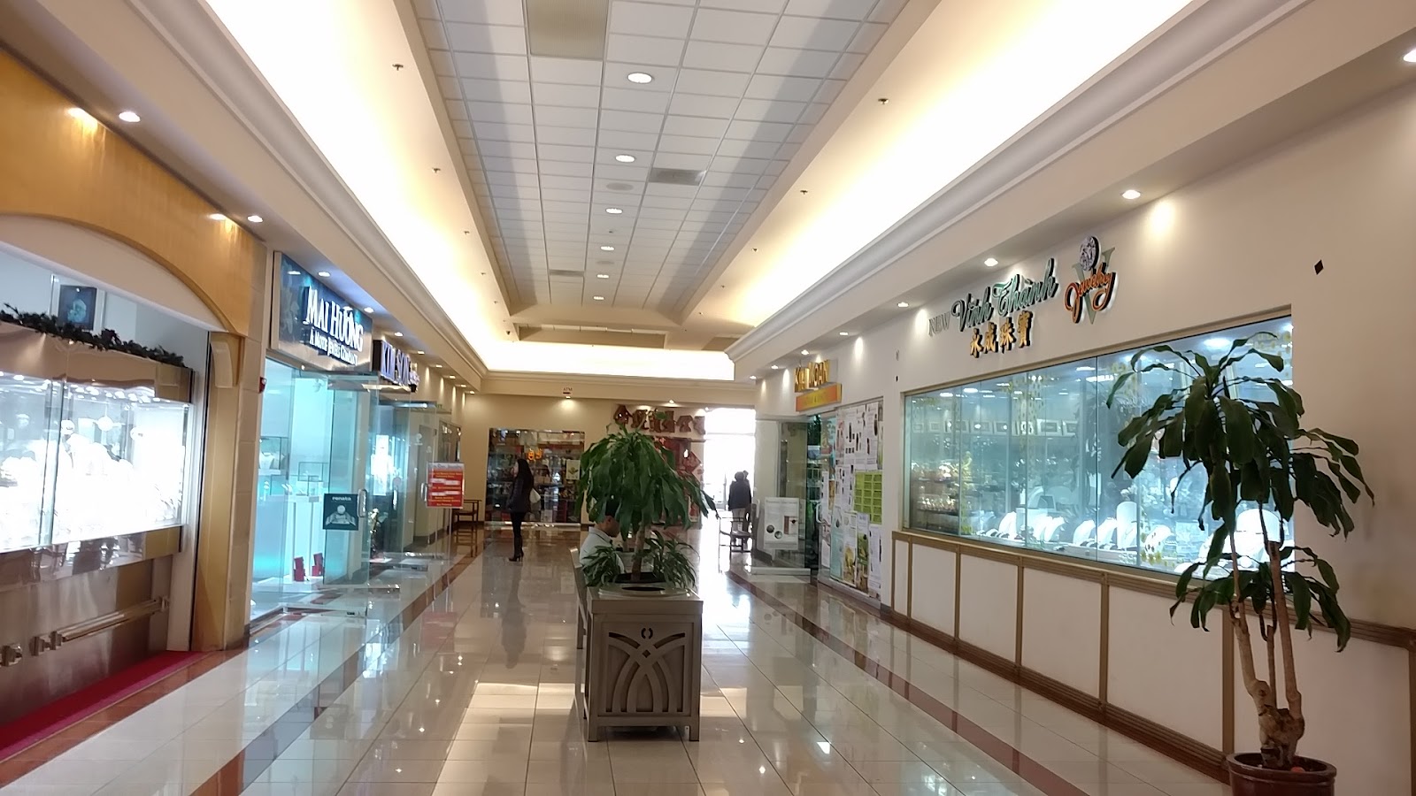 Grand Century Shopping Mall 5