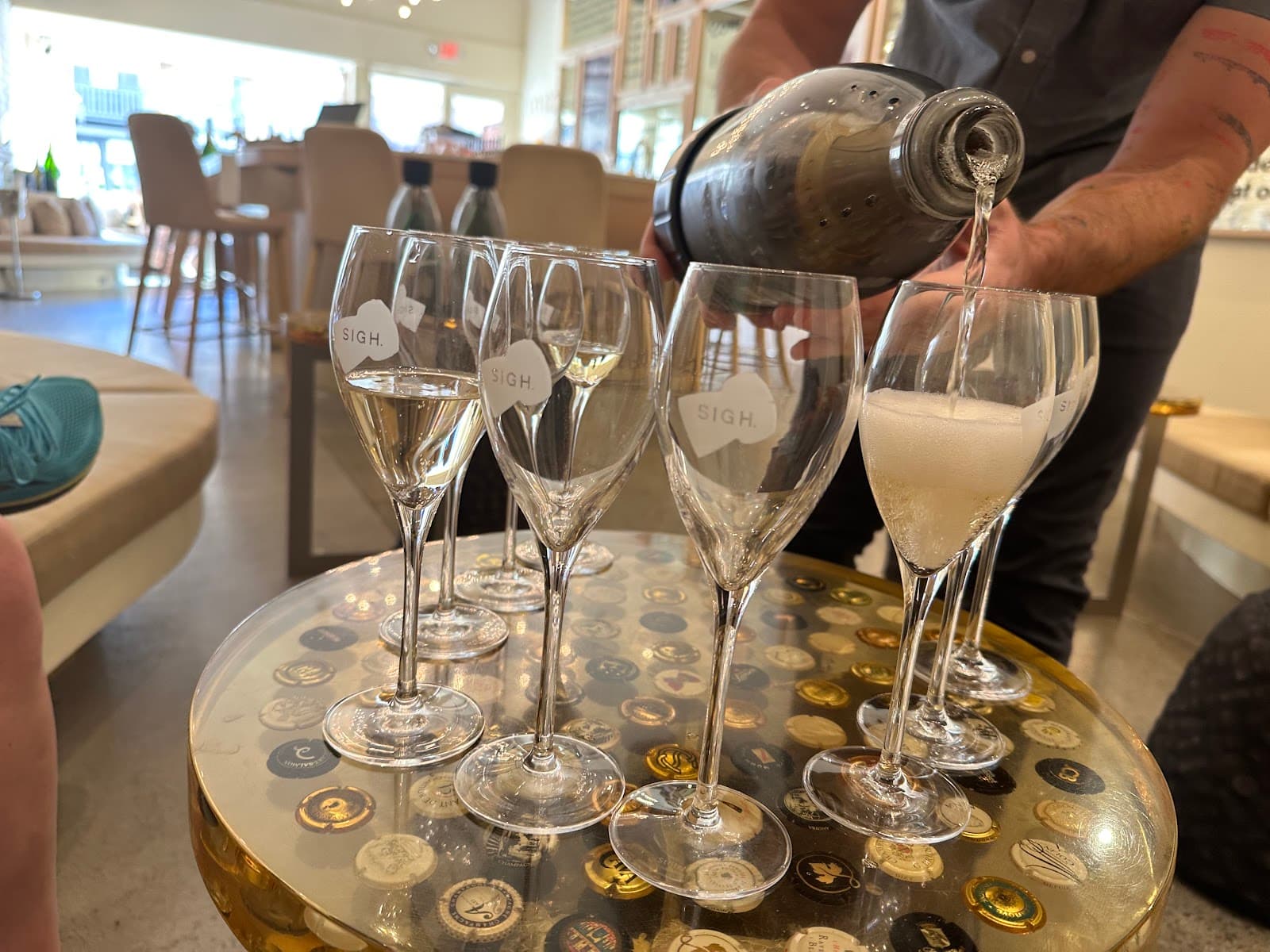 SIGH. Champagne & Sparkling 5